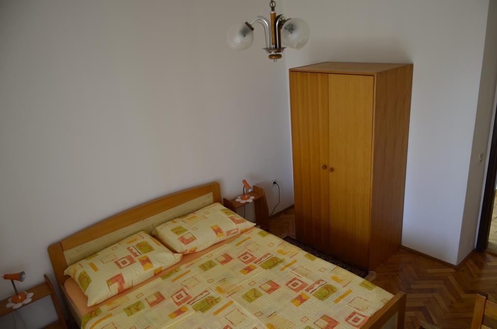 Apartment Anton Pinezici  Exterior photo